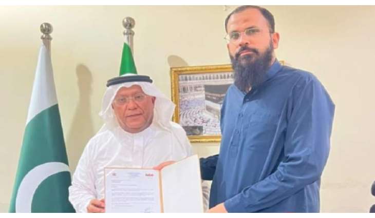مکتب شوٴون الحج في باکستان یشکر جھود الدکتور ولید عزیر الرحمن في خدمة ضیوف الرحمن