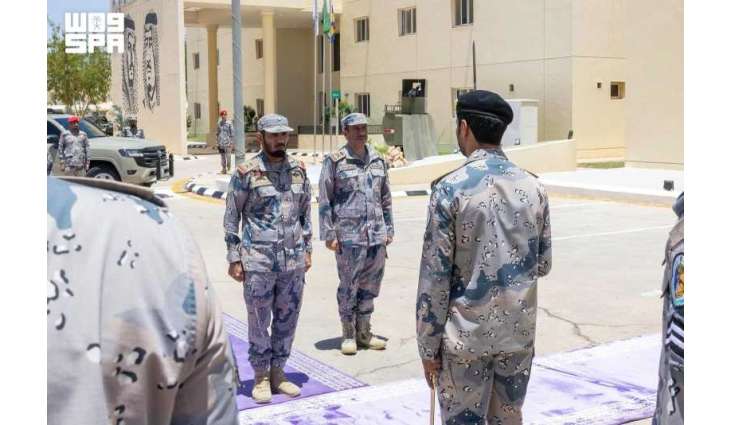 المدير العام لحرس الحدود يزور القطاعات والمراكز الحدودية ومنفذ جديدة عرعر بالحدود الشمالية