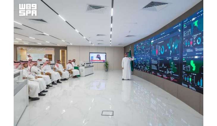 رئيس الهيئة العامة للأمن الغذائي يلتقي مساعد وزير الصناعة والثروة المعدنية للتخطيط والتطوير