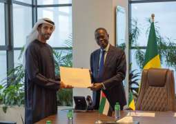 Prime Minister of Senegal receives written message from UAE President during meeting with Shakhboot bin Nahyan in Dakar