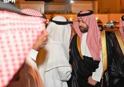 أمير منطقة جازان يقدّم واجب العزاء في وكيل محافظة جزر فرسان محمد النعمي