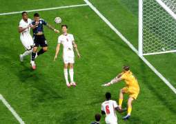 Argentina shocks England 2-1 to advance to World Cup final against Spain