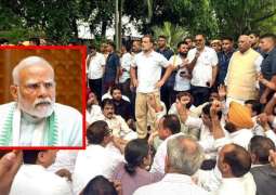 Congress protests outside PM Modi’s residence over police crackdown on CJP, students