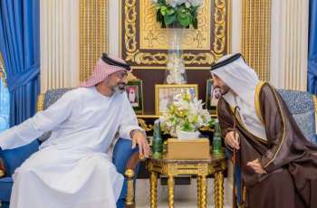 عمار بن حميد يحضر أفراح الشويهي والسويدي في عجمان