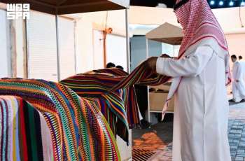 المتاحف التراثية تستقطب زوار مهرجان سوق المزارعين بطريف