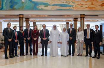 Ras Al Khaimah Ruler receives RAKBANK, Mastercard delegation