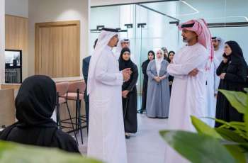 Ajman CP visits Ajman Government Media Office, reviews its plans, projects