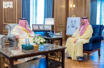 أمير الحدود الشمالية يستقبل مدير نادي وزارة الداخلية المعيَّن بالمنطقة