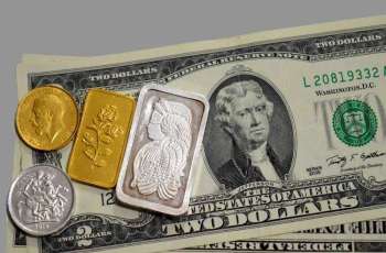 Gold rises 1% on Tuesday