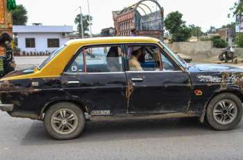 Video of altercation between Foreign Woman and Taxi driver goes viral in Rawalpindi