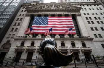 S&P 500, Nasdaq close lower as investors await technology earnings