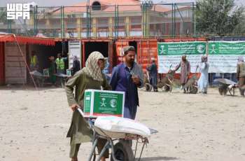 KSrelief Distributes 728 Food Baskets in Kabul, Afghanistan