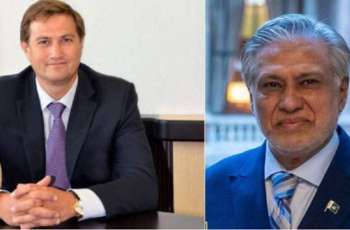 وزیر الخارجیة اسحاق دار یجتمع مع نظیرہ البیلاروسي علی ھامش اجتماع منظمة شنغھاي للتعاون