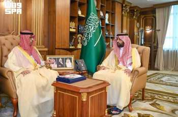 أمير جازان يتسلّم تقرير فرع الجمعية السعودية لطب حديثي الولادة بالمنطقة