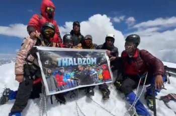 Nine-member mountaineering team conquers 6,050-metre Thalo Zom peak