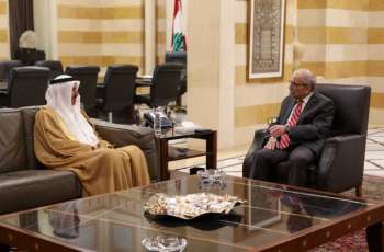 صقر غباش ونواف سلام يبحثان تعزيز العلاقات الإماراتية اللبنانية والتعاون العربي المشترك