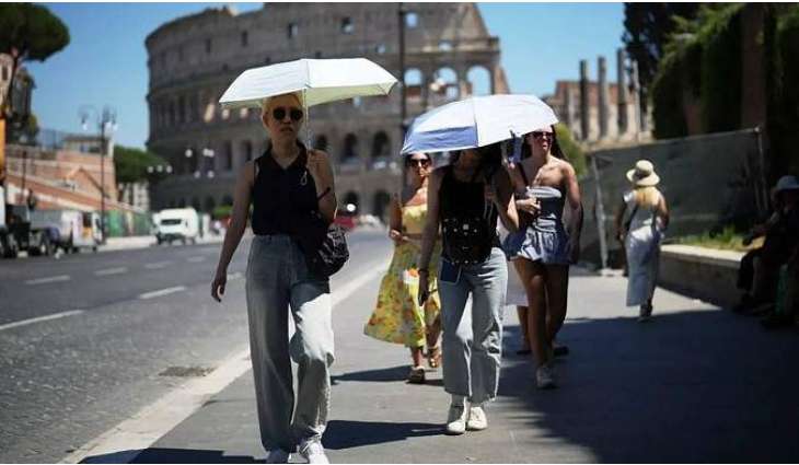 Severe heatwave grips Europe, over 2,000 deaths reported in Spain, France