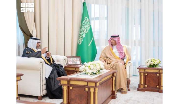 نائب أمير منطقة الباحة يلتقي مدير متحف الباحة الإقليمي
