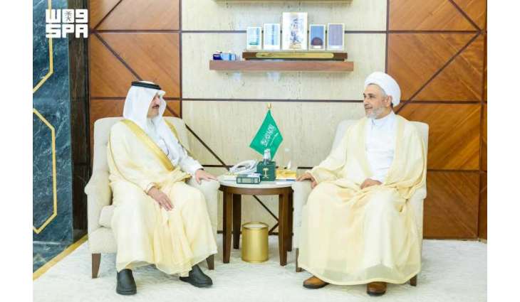 أمير الشرقية يستقبل قاضي الأوقاف والمواريث في محافظة القطيف