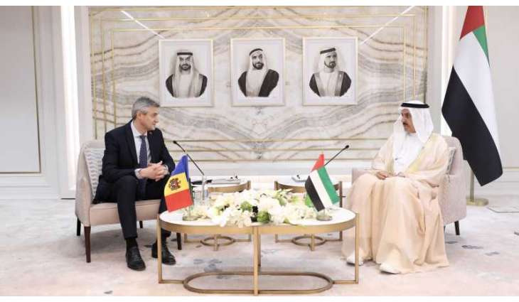 Saqr Ghobash discusses parliamentary cooperation with ambassadors of Moldova, Georgia
