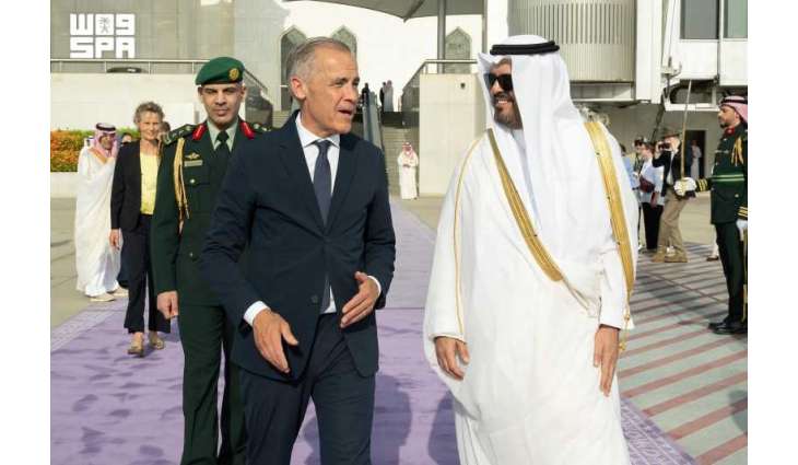 دولة رئيس وزراء كندا يغادر جدة