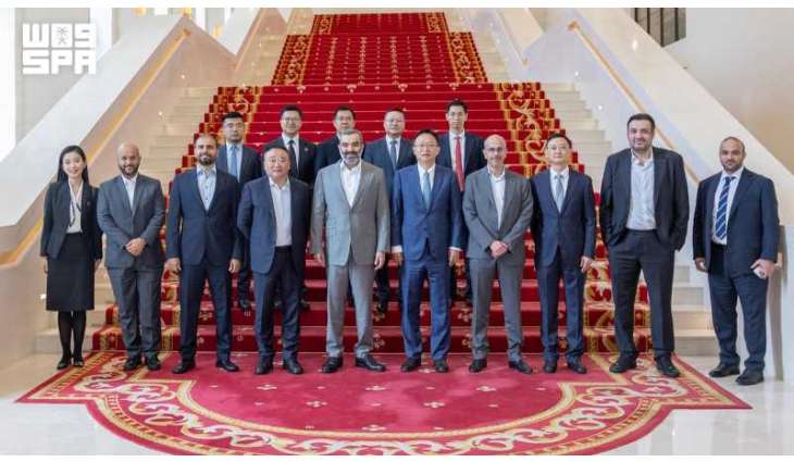 السواحه يجتمع بقيادات كبرى الشركات التقنية في الصين ويزور مركز كاوست للابتكار لتعزيز الشراكات في التقنية والذكاء الاصطناعي