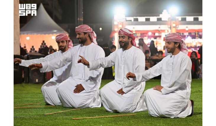 Omani Folk Performances Enrich Rafha Shopping and Entertainment Festival
