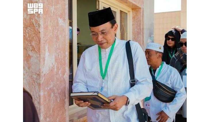 ضيوف الدفعة الأولى من برنامج خادم الحرمين الشريفين للحج والعمرة والزيارة يزورون مجمع الملك فهد لطباعة المصحف الشريف بالمدينة المنورة