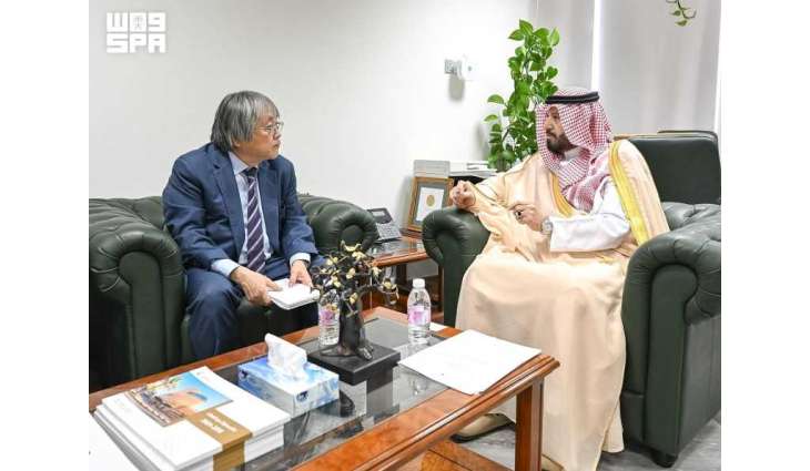 KSrelief’s Assistant Supervisor General Meets World Bank Vice President of Development Finance