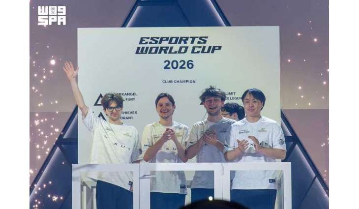 نادي 100 Thieves يتوج بطلًا لـ