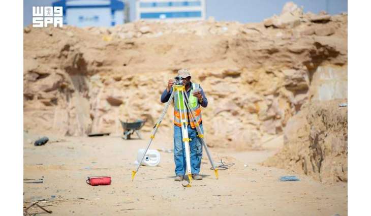 أمين منطقة تبوك: مشاريع تنموية بنحو مليار ريال تسير وفق الجداول الزمنية