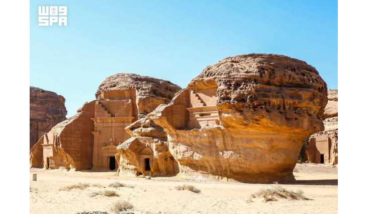 صخور العُلا تسطّر تاريخ الأرض والحضارات