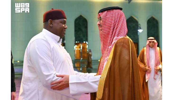رئيس جمهورية جامبيا يغادر جدة