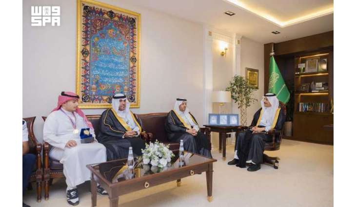 محافظ حفر الباطن يستقبل عشائر جوالة جامعة حفر الباطن المشاركة في حج 1447هـ