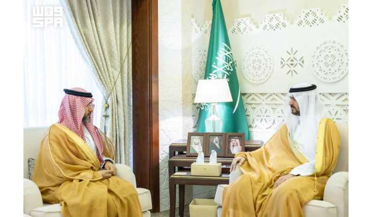 نائب أمير المنطقة الشرقية يهنئ رئيس فرع النيابة العامة بالمنطقة بمناسبة تعيينه