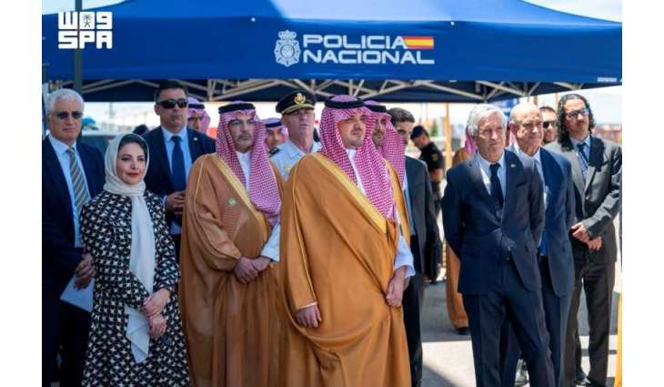 الأمير عبدالعزيز بن سعود يزور وحدة الرقابة التنظيمية في ملعب طيران الرياض ميتروبوليتانو ويطّلع على منظومة أمن الفعاليات الرياضية