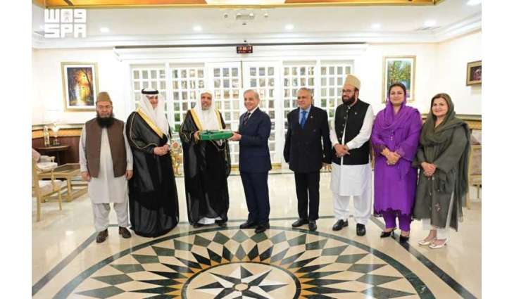 Pakistani Prime Minister Receives MWL Secretary-General in Islamabad