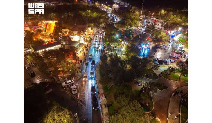 Rainy Weather Draws Visitors to Raghadan Forest Park in Al-Baha