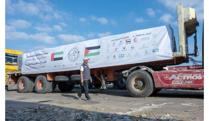 Five UAE aid convoys enter Gaza Strip carrying 980 tonnes of relief aid as part of 'Operation Chivalrous Knight 3'