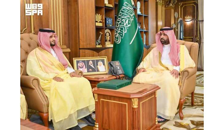 أمير جازان يطّلع على التقرير السنوي لعام 2025 لجمعية صواب لتأهيل وتوعية ورعاية المتعافين من المخدرات