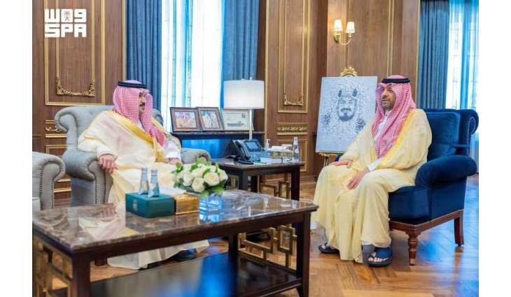 أمير الحدود الشمالية يستقبل مدير نادي وزارة الداخلية المعيَّن بالمنطقة
