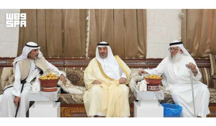 أمير نجران يقدّم التعازي لأسرة آل القحص