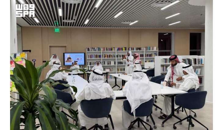 جمعية الأدب المهنية وبيت الثقافة بنجران ينظمان ندوة عن الموروث اللغوي والأدبي