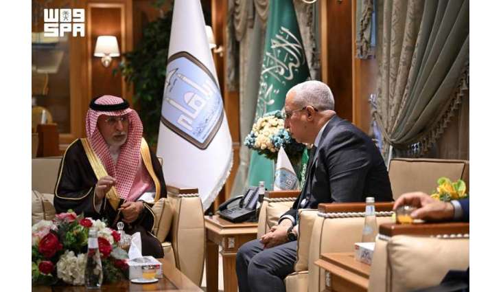 رئيس جامعة الإمام محمد بن سعود يستقبل السفير الموريتاني لدى المملكة