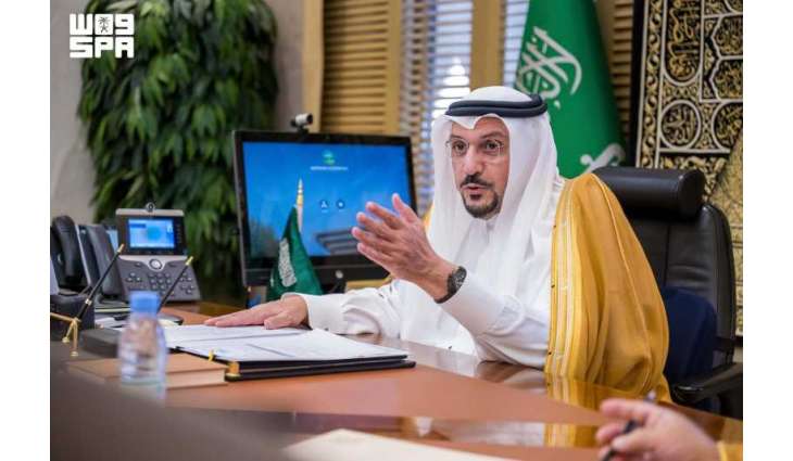 أمير منطقة القصيم يرأس اجتماع اللجنة العليا لكرنفال بريدة الدولي للتمور لموسم 1448هـ