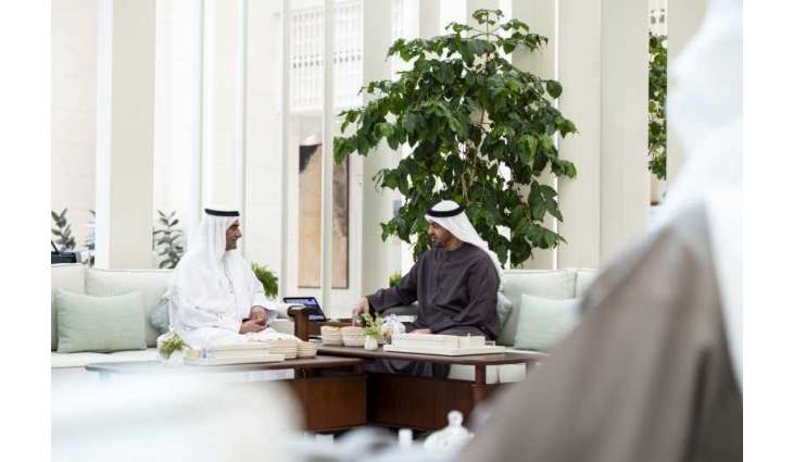 رئيس الدولة يستقبل حاكم الفجيرة وولي عهده