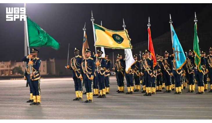 الدفاع المدني يحتفي بتخريج (2.298) فردًا من الدورتين التأهيليتين للفرد الأساسي وأعمال الدفاع المدني