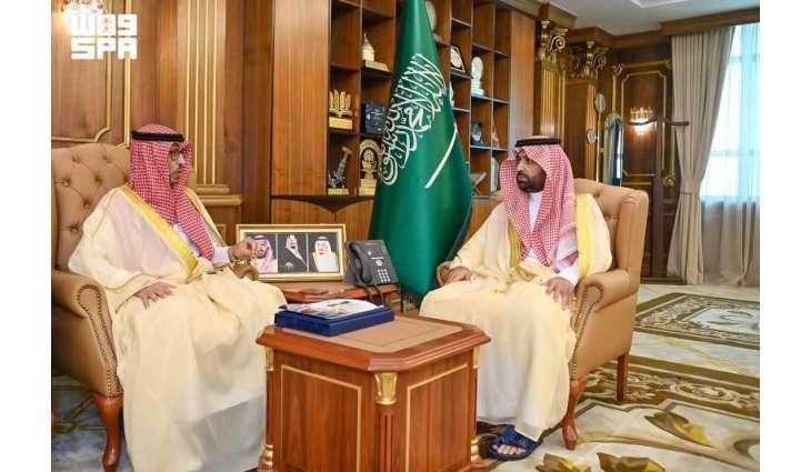 أمير جازان يتسلّم تقرير فرع الجمعية السعودية لطب حديثي الولادة بالمنطقة