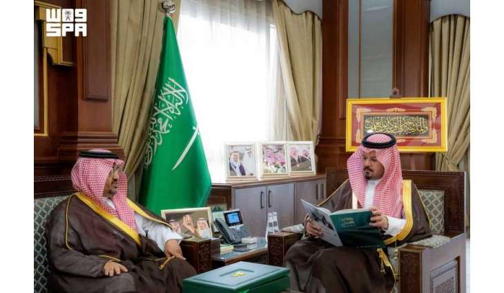 أمير المدينة المنورة يستقبل المدير العام لفرع وزارة الصحة بالمنطقة