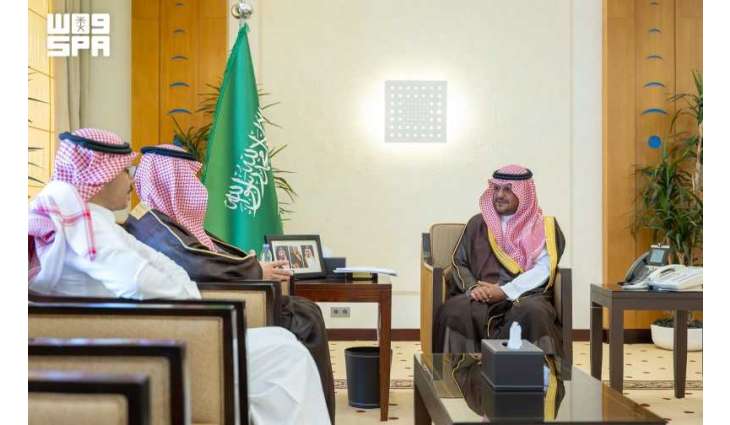 نائب أمير منطقة القصيم يتسلّم التقرير السنوي لـ